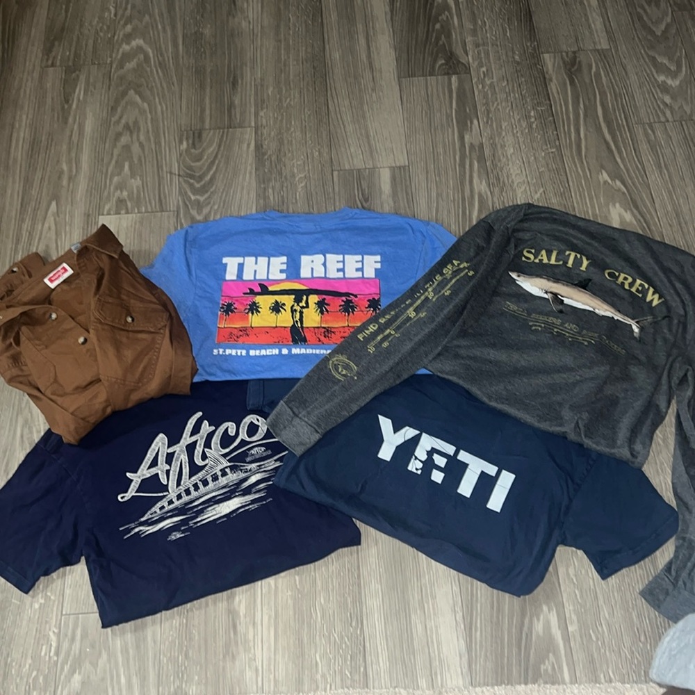 Men’s Size Medium Shirt Lot